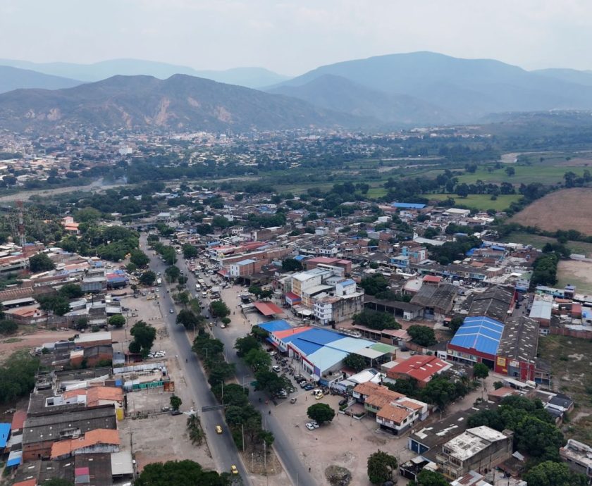 Border between Venezuela and Colombia seen from Cucuta