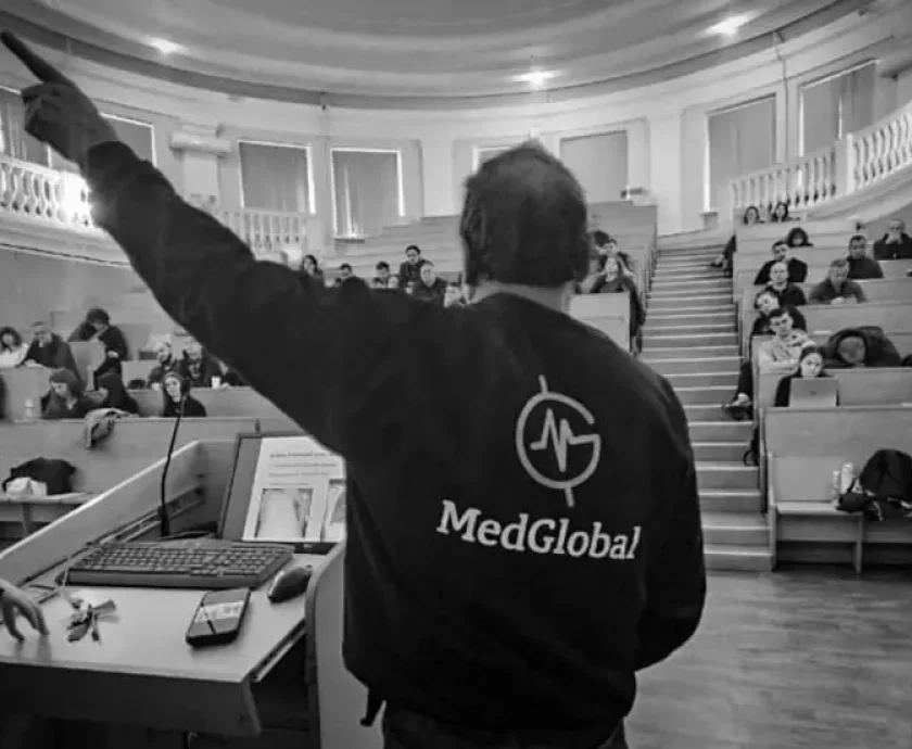 Dr.-Jeffrey-Young_Ukraine-MedGlobal-by-R-Anthony-Harris_RVA-Magazine-2025-09-980×552